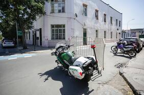 Carabineros confirma entrega de alcohol a funcionario que custodiaba residencia de Boric y niega que la seguridad fuera vulnerada