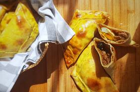 Paula Cocina En Casa: Revive el programa por Zoom de Empanadas de Pino