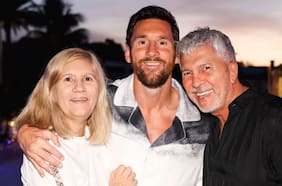 Con un amplio operativo de seguridad: los detalles de la íntima y hermética despedida a Jorge Messi, padre de Lionel Messi