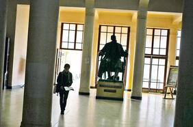 La lucha del Inba por su internado