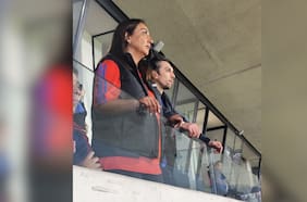 Con una reunión con Cecilia Pérez programada: alcalde de Lampa asiste al triunfo de la U e intensifica el sueño del estadio
