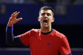La primera victoria del año: Tomás Barrios avanza a segunda ronda del ATP 500 de Río de Janeiro
