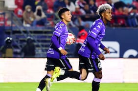 De Limache a Mazatlán: la historia de Josué Ovalle, el sorpresivo goleador chileno en la liga mexicana