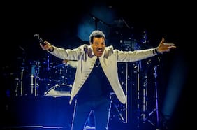 Así fue el debut en la música del estadio Claro Arena: Lionel Richie y una batalla campal contra el frío