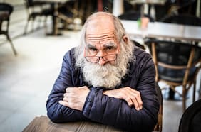 Qué leer de Roberto Merino, candidato al Premio Nacional de Literatura