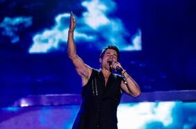 Chayanne inicia su aplastante residencia chilena: 90 mil fans en ocho shows y regresaría en 2026 a estadios y regiones