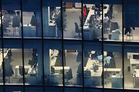 Los primeros seis meses de la Ley de 40 horas: menos de 2 mil denuncias y multas por $2.300 millones