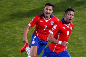 Otro bicampeón de América anuncia su adiós: Mauricio Isla se retira del fútbol