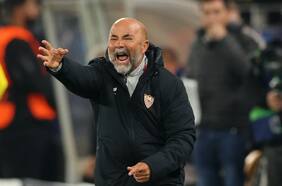Desde Riquelme y Pellegrini a Suso y Sampaoli: los jugadores que se han atrevido a elegir al peor técnico de sus carreras