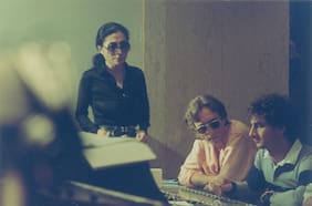 Muere el histórico productor Jack Douglas, el hombre que se sintió culpable “toda la vida” por el asesinato de John Lennon