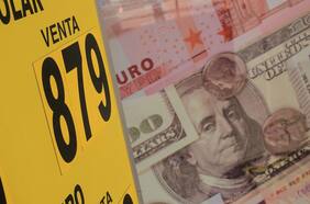 El dólar cae tras la furiosa reacción inicial al triunfo de Gabriel Boric y ahora el mercado se centra en el equipo económico de su gobierno