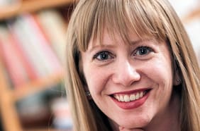 Megan McDowell y la traducción de Poeta chileno, una conversación continua