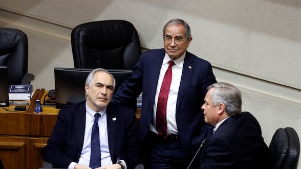 Republicanos, UDI y RN le quitan respaldo y prioridad a ley de conmutación de penas