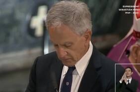 Ignacio Guerrero, amigo del expresidente Piñera que sobrevivió al accidente en helicóptero, lee salmo en misa fúnebre