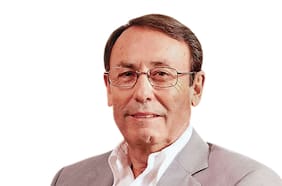 Eduardo Elberg elige a sus dos directores en Astara en Madrid