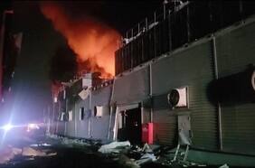 Incendio en una fábrica de Taiwán deja al menos cinco muertos y cientos de heridos