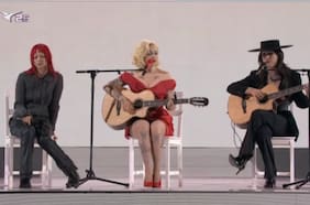 Mon Laferte invita a Akriila y Javiera Electra en Viña y desata el poder femenino en la Quinta Vergara