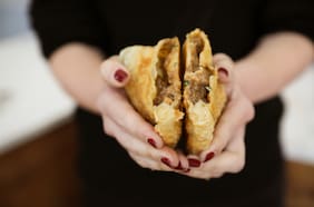 Las de queso: unas empanadas fritas para derretirse de buenas