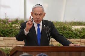 Netanyahu asegura a EE.UU. que represalia contra Irán no abarcará objetivos nucleares ni petrolíferos