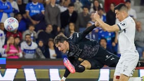 En vivo: la UC recibe a Ñublense en el aniversario del Claro Arena y busca acortar terreno en la Liga de Primera