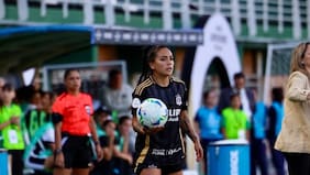 “Ustedes se avergüenzan de su rama femenina”: jugadora de Colo Colo se lanza contra hinchas de la U tras la eliminación