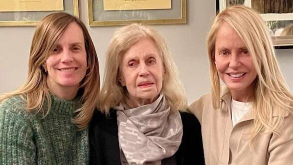 Muere Rose Marie Fonck, madre de Cecilia y Diana Bolocco, a los 90 años