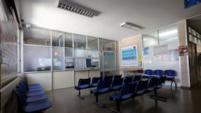 Municipios acusan que de las más de 500 obras sin culminar detectadas por Contraloría hay Cesfam con 69 meses de atraso