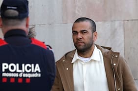 Una millonaria demanda e indemnizaciones: las maniobras de Dani Alves tras ser absuelto por la justicia española