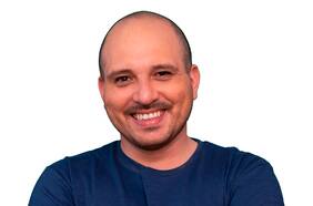 Nicolás Freire (Ind-PL): “El problema hoy no está en la forma de gobierno que queremos, lo esencial es cómo vamos a reinterpretar nuestra democracia representativa”