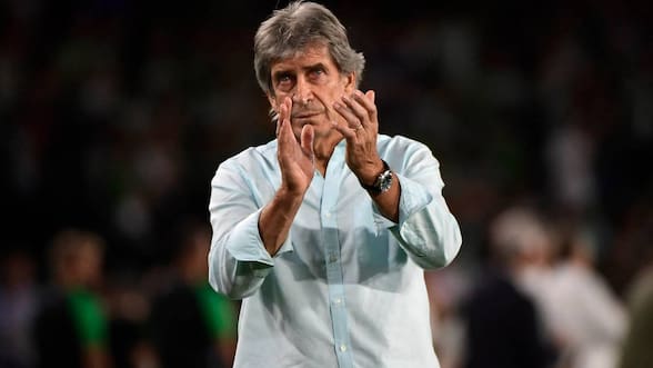 Manuel Pellegrini entrega potente señal sobre su renovación en el Betis y la selección chilena lo mira de reojo