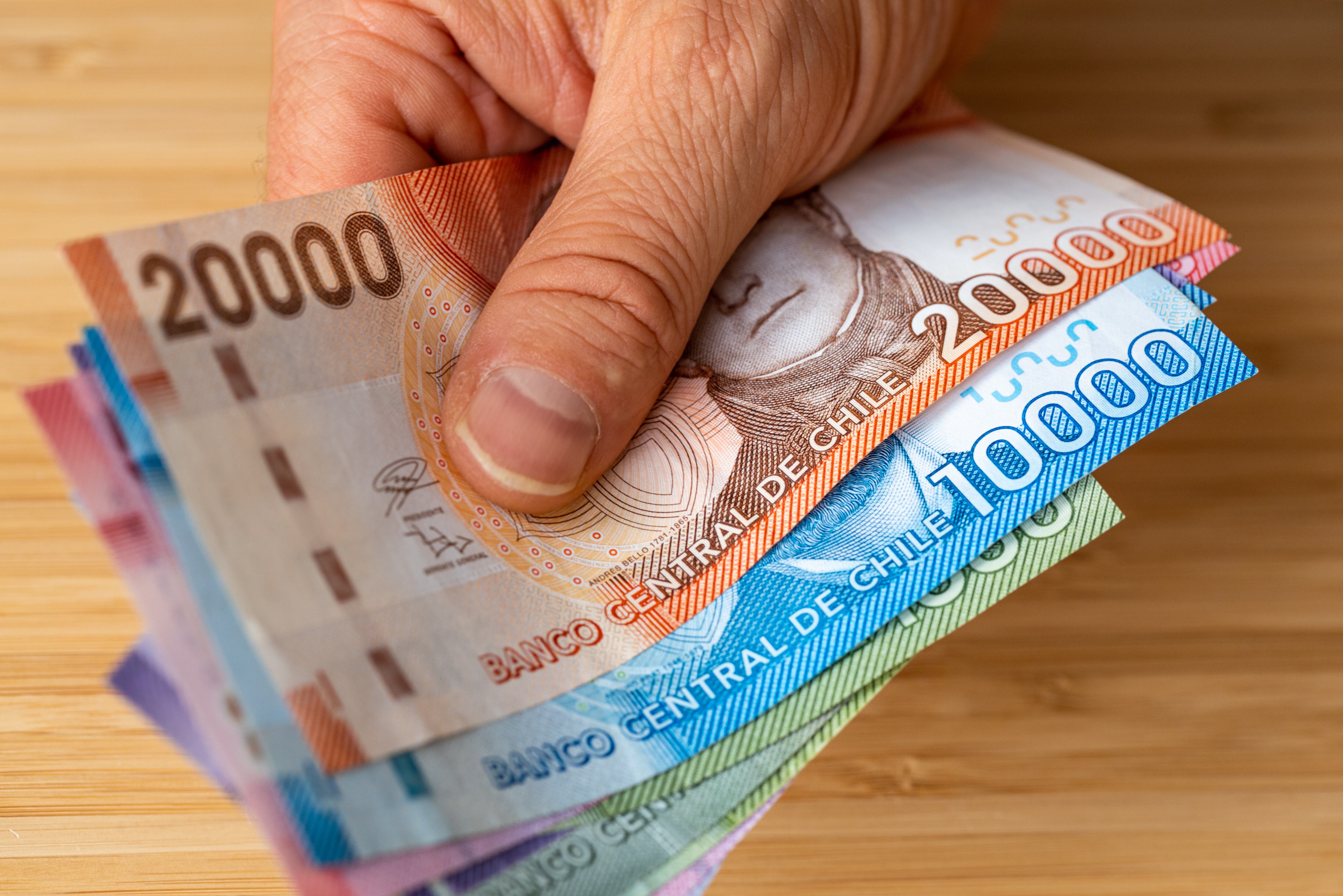 Aguinaldo de Fiestas Patrias para el sector público: ¿De cuánto es el pago?