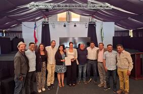 Autoridades locales oficialistas de la RM y Valparaíso forman alianza para crear programa de gobierno