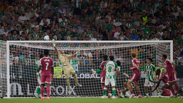 El reencuentro fue para el Ingeniero: el Betis de Pellegrini celebra y acaba con el invicto del Real Madrid de Mourinho
