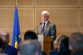 Presidente de República Checa en la U. de Chile: “La estabilidad del orden internacional depende en gran medida del compromiso de EE.UU.”