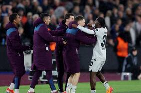 El invicto Leverkusen de Xabi Alonso va por otro título: disputará la semi de la Europa League ante la Roma