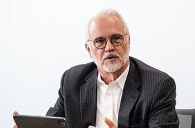 Craig Calhoun, sociólogo estadounidense: “La desigualdad es un problema para la democracia”