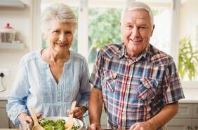 3 nutrientes para mantener tus huesos sanos con el envejecimiento