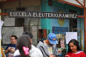 Fiscalía realiza diligencias para dar con el autor de llamado por falso aviso de bomba en local de votación en Valparaíso