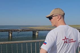 Autoridades prorrusas denuncian ataque ucraniano contra puente que une Kherson con Crimea