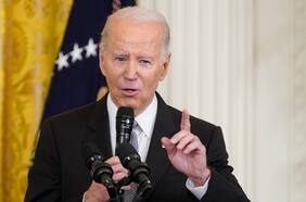 Biden accede a desclasificar información sobre origen de la pandemia de Covid-19