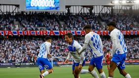 La UC se acerca a la meta: más de 11.000 hinchas cruzados ya renovaron su abono en el Claro Arena para 2026