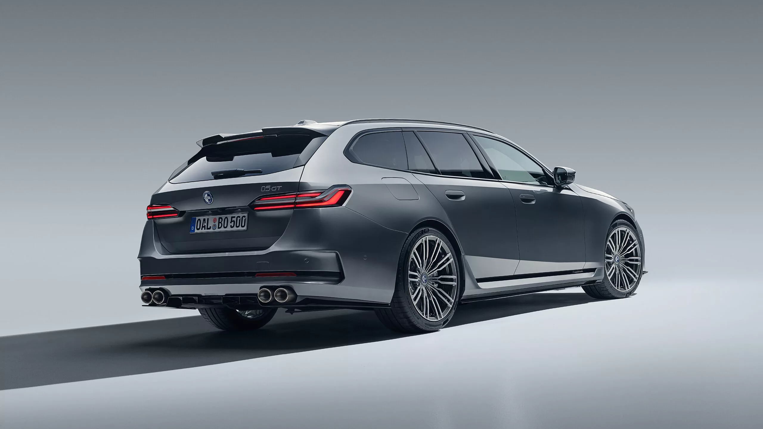 El station wagon que mantiene vivo el espíritu independiente de Alpina