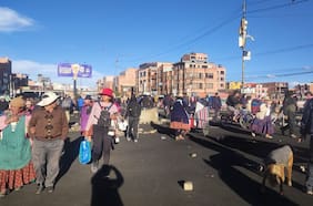 Paz advierte que “les caerá” la Constitución a los que no quieren dialogar y Congreso allana el camino para aplicar estado de excepción en Bolivia