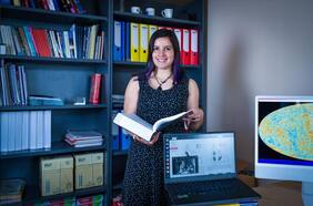 Daniela Grandón, científica chilena: “¿Cuántas profesoras en Física han tenido las niñas en Chile?”