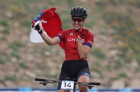 Catalina Vidaurre le entrega una nueva medalla de plata a Chile en el Panamericano de Mountain Bike de Paraguay