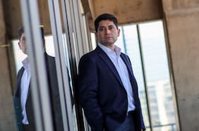 Hermann González: “En la medida que se consolide una opción de centroderecha para el próximo gobierno podríamos ver un repunte  de la actividad económica”