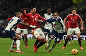 Buscan maquillar un mediocre 2025 en la Premier: Manchester United y Tottenham luchan por la corona de la Europa League