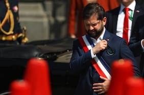 Presidente Boric confirma viaje a Roma para sostener encuentro con el Papa León XIV