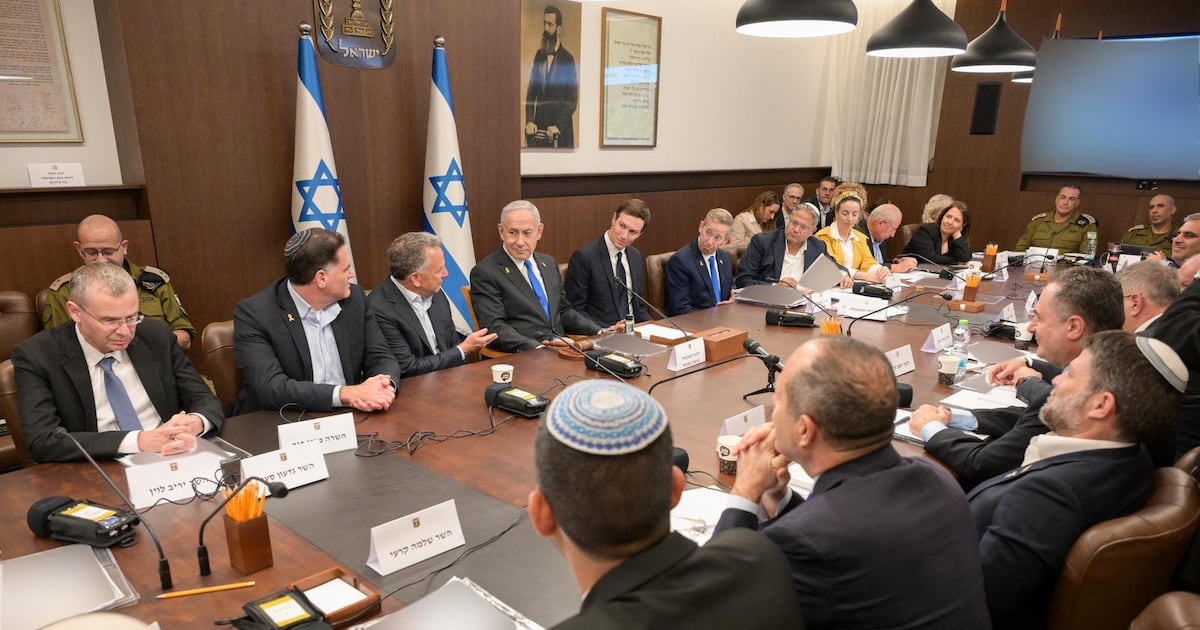 Israel y Gaza acuerdan alto al fuego: un respiro frágil tras semanas de conflicto