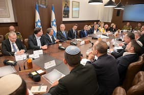Gabinete israelí aprueba la resolución del alto el fuego y la liberación de rehenes en Gaza